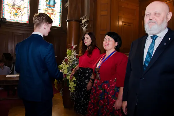 Předání maturitních vysvědčení, 12. 6. 2026