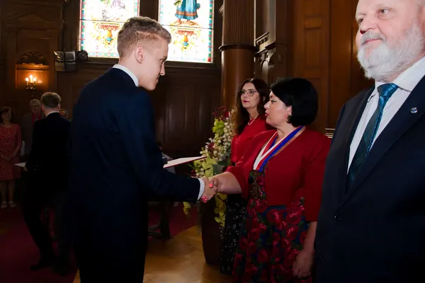 Předání maturitních vysvědčení, 12. 6. 2026