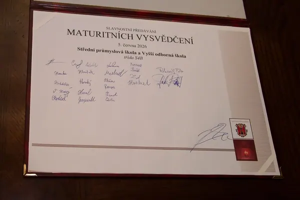 Předání maturitních vysvědčení, 5. 6. 2026