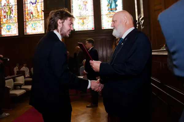 Předání maturitních vysvědčení, 12. 6. 2026