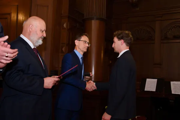 Předání maturitních vysvědčení, 5. 6. 2026