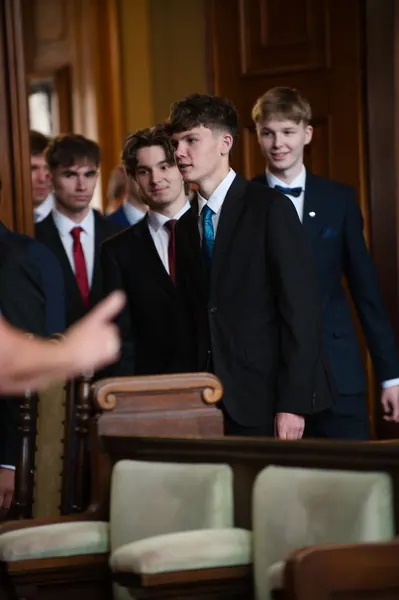 Předání maturitních vysvědčení, 12. 6. 2026