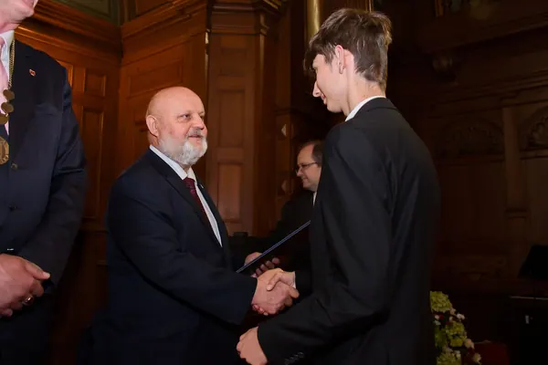 Předání maturitních vysvědčení, 5. 6. 2026