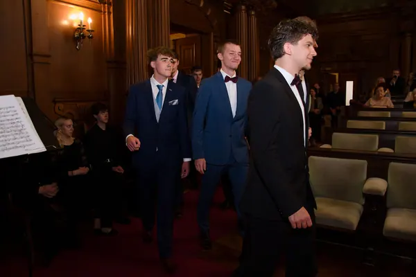 Předání maturitních vysvědčení, 5. 6. 2026