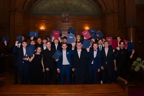 Předání maturitních vysvědčení, 5. 6. 2026