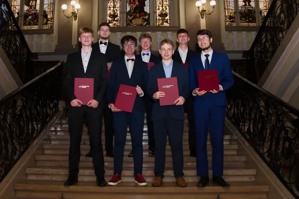 Předání maturitních vysvědčení, 5. 6. 2026