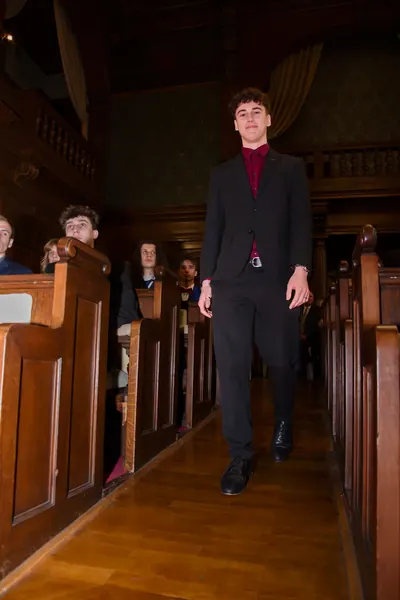 Předání maturitních vysvědčení, 5. 6. 2026