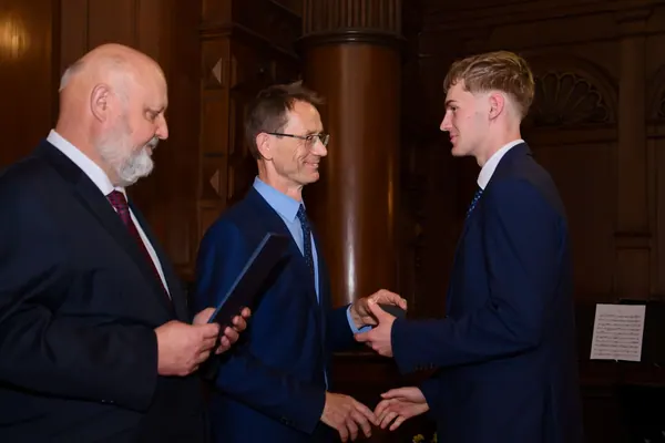 Předání maturitních vysvědčení, 5. 6. 2026